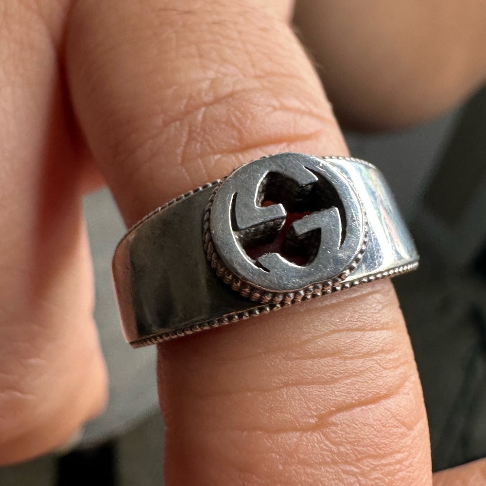 Gucci ring